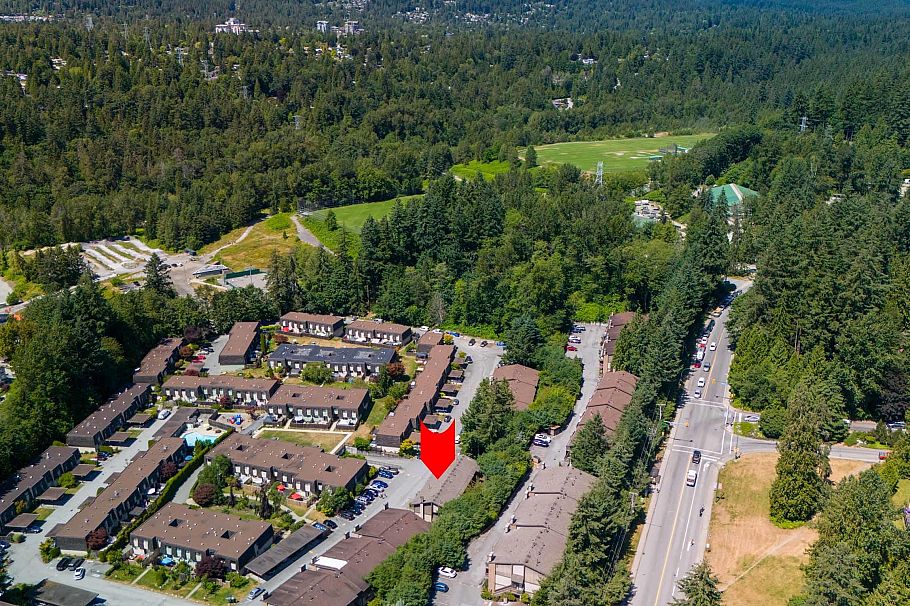 1019 Old Lillooet Road North Vancouver, BC - 27