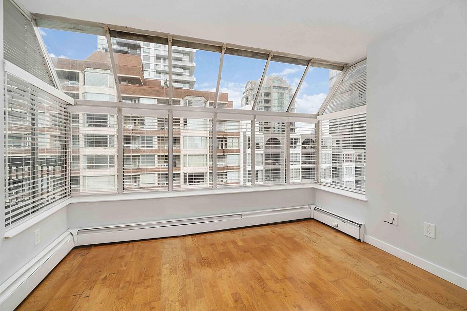 808 1333 Hornby Street Vancouver, BC - 11