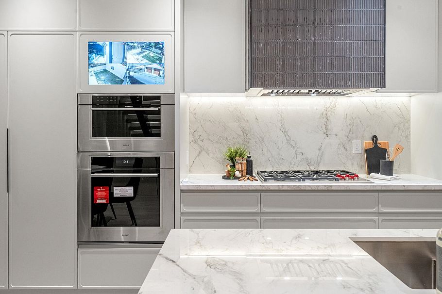 3679 Pandora Street Vancouver, BC - 10