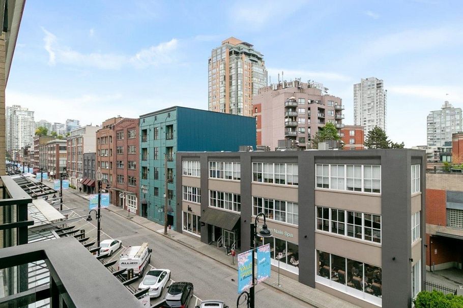 301 1275 Hamilton Street Vancouver, BC - 11
