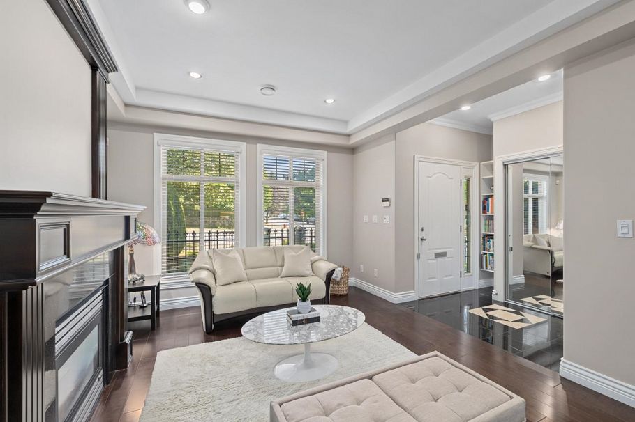 8291 Laurel Street Vancouver, BC - 5