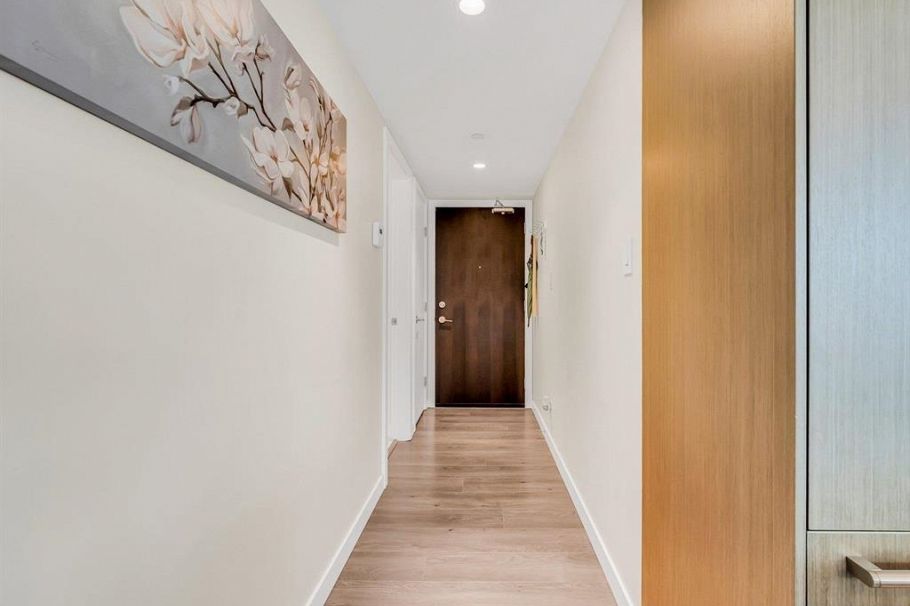 602 112 E 13th Street North Vancouver, BC - 13