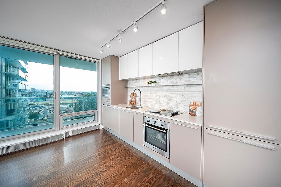 904 8131 Nunavut Lane Vancouver, BC - 8