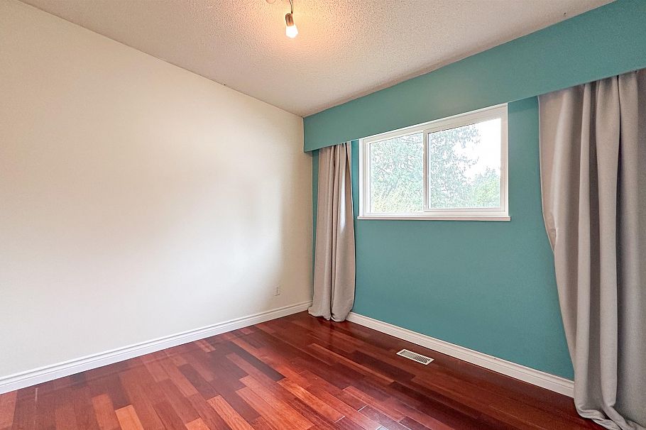 4455 Jerome Place North Vancouver, BC - 28