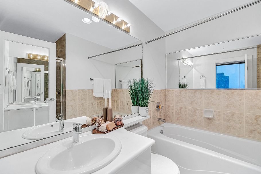 2507 1239 W Georgia Street Vancouver, BC - 22