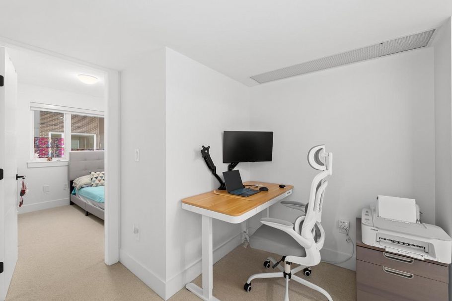 3 752 E 3rd Street North Vancouver, BC - 23