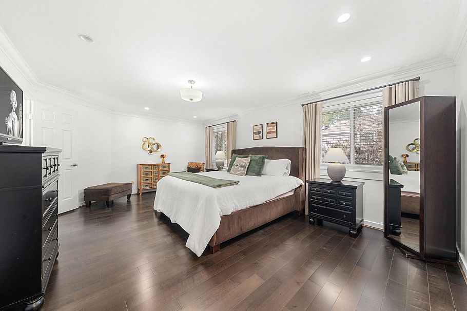 2733 Tempe Glen Drive North Vancouver, BC - 21