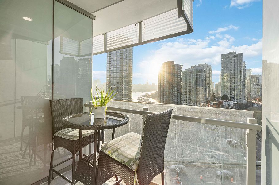 1387 87 Nelson Street Vancouver, BC - 19