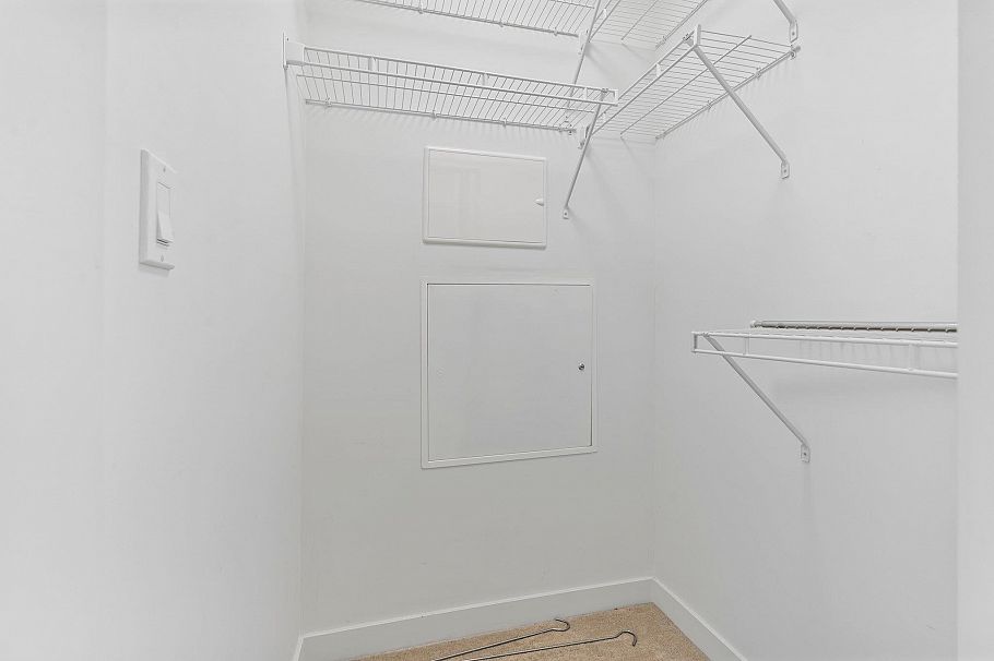 410 3581 Ross Drive Vancouver, BC - 18