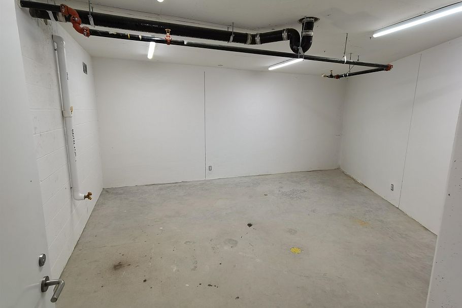 P505 1480 Howe Street Vancouver, BC - 4