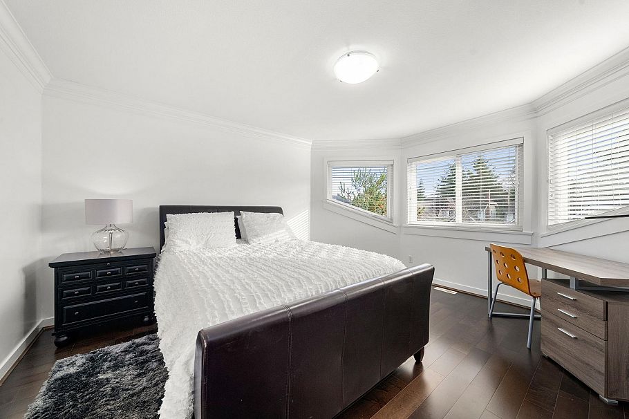 2733 Tempe Glen Drive North Vancouver, BC - 29