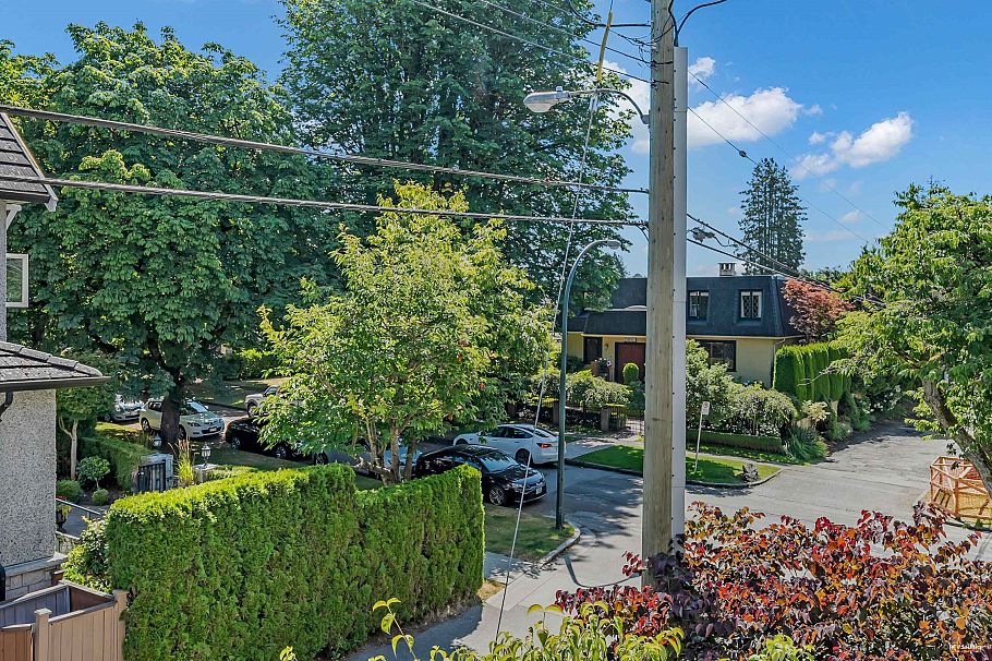 204 2089 W 43rd Avenue Vancouver, BC - 27