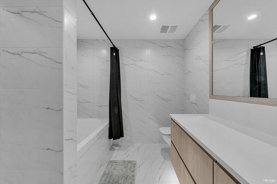 308 177 W 3rd Street North Vancouver, BC - 17