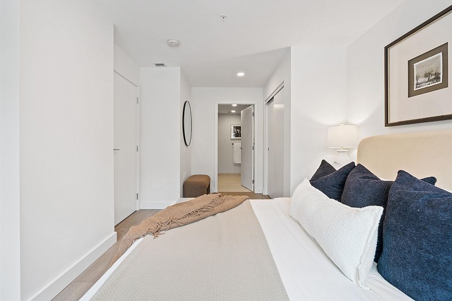 201 3590 W 39th Avenue Vancouver, BC - 11