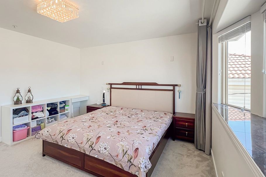 2083 E 53rd Avenue Vancouver, BC - 14