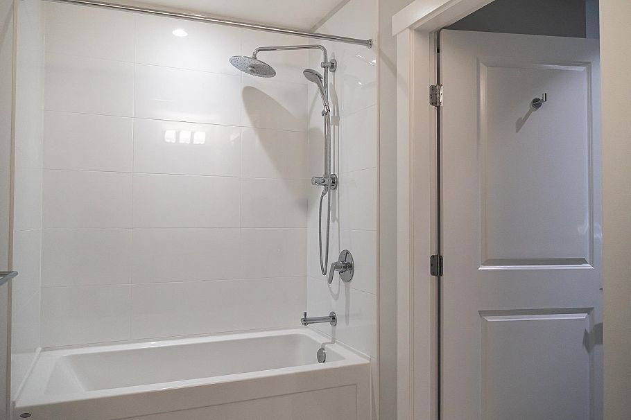 403 Apartment-2670 LIBRARY LANE, North Vancouver BC V7J 0B7 North Vancouver, BC - 16