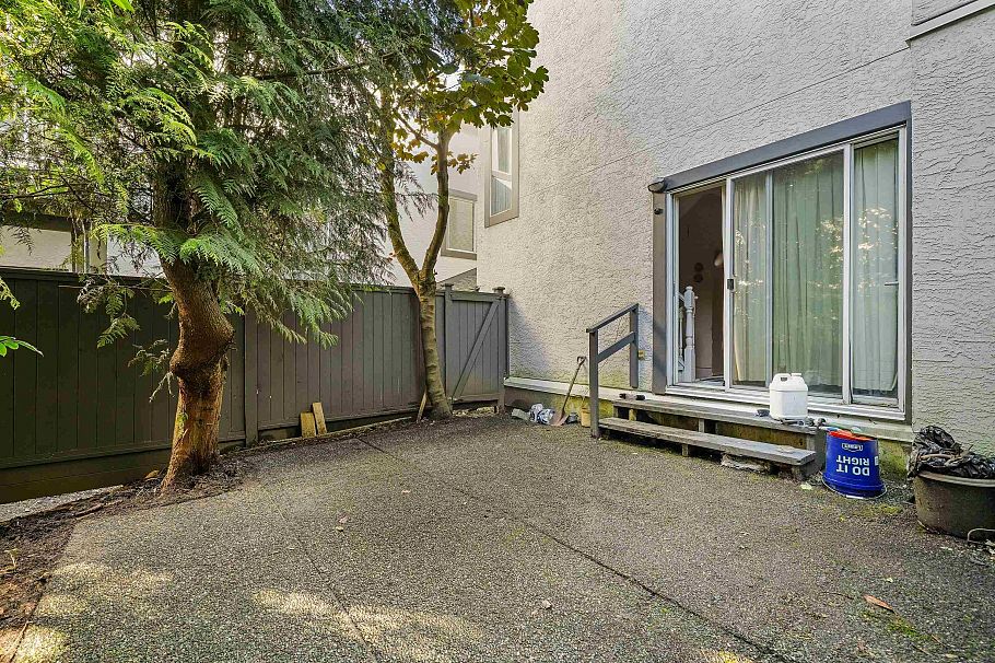 1621 Fell Avenue North Vancouver, BC - 28
