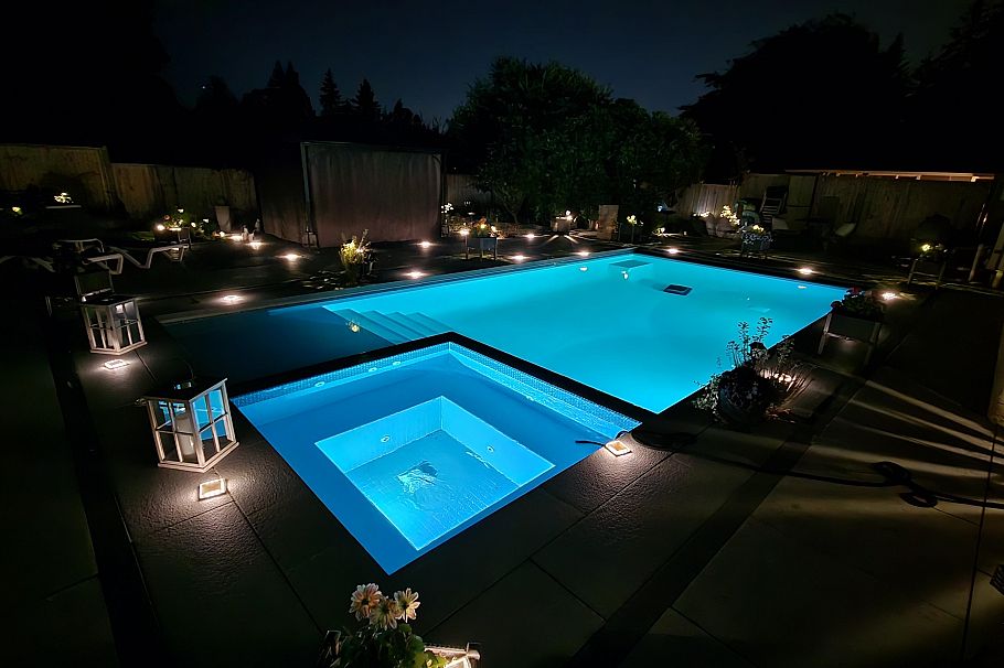 1350 Berkley Road North Vancouver, BC - 28