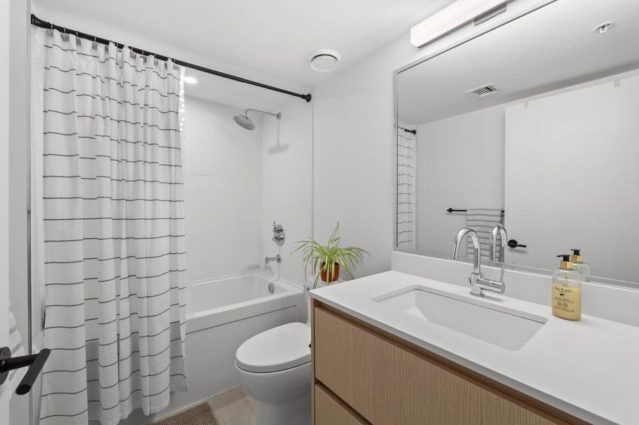 3 752 E 3rd Street North Vancouver, BC - 18