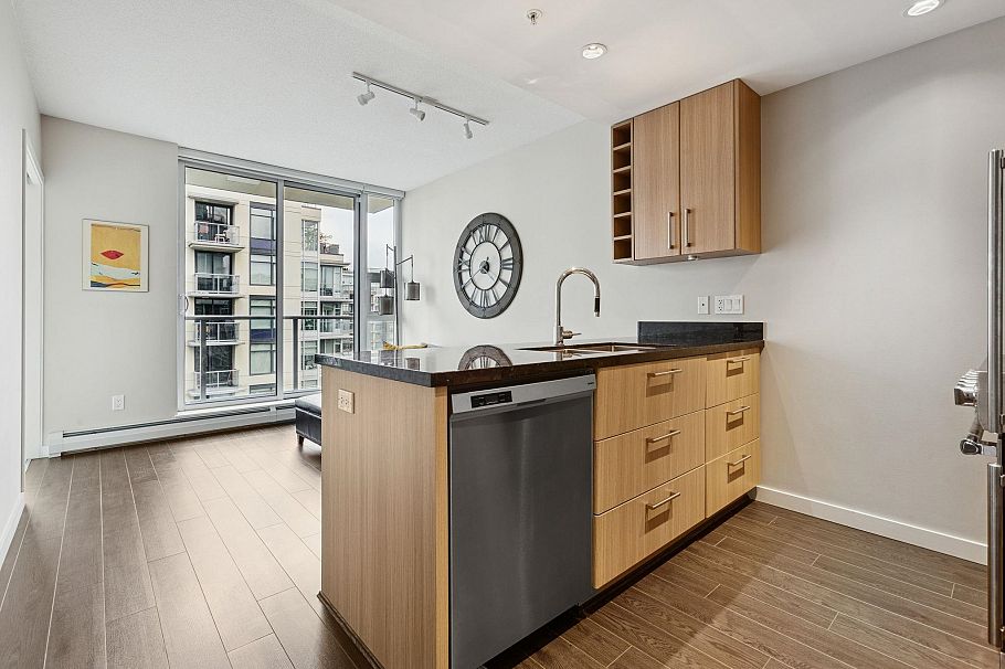 1001 108 W 1st Avenue Vancouver, BC - 8