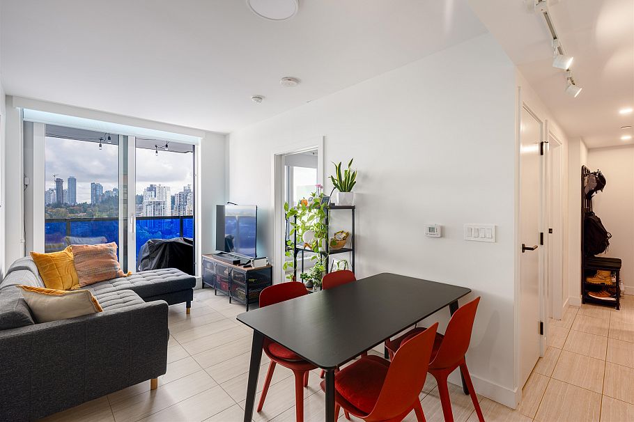 1604 5058 Joyce Street Vancouver, BC - 4