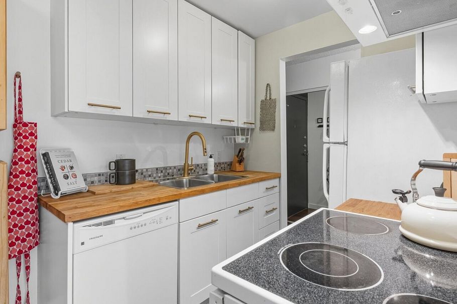 314 1515 E 5th Avenue Vancouver, BC - 5