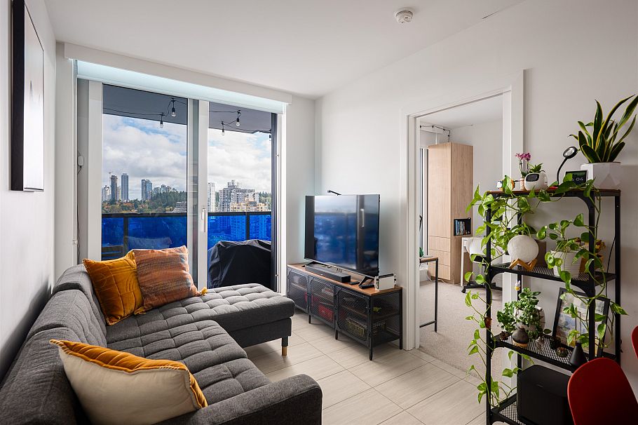 1604 5058 Joyce Street Vancouver, BC - 3