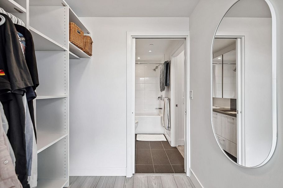 702 3581 E Kent Ave North Vancouver, BC - 13