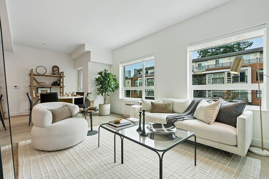 205 3590 W 39th Avenue Vancouver, BC - 1