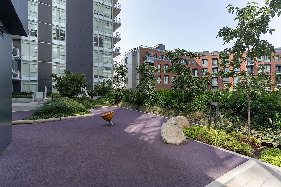 702 3581 E Kent Ave North Vancouver, BC - 31