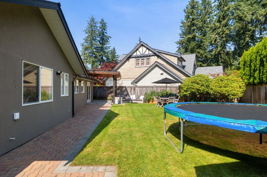 4168 Sunset Boulevard North Vancouver, BC - 26