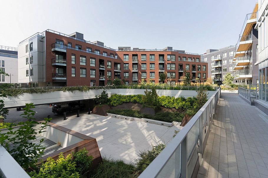 702 3581 E Kent Ave North Vancouver, BC - 33