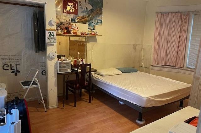 3034 Glen Drive Vancouver, BC - 16