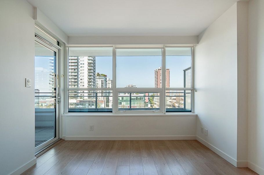 306 125 E 14th Street Vancouver, BC - 6