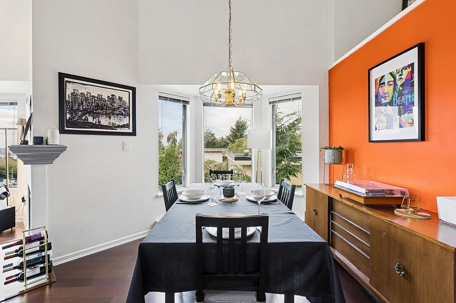 303 131 W 20th Street North Vancouver, BC - 9