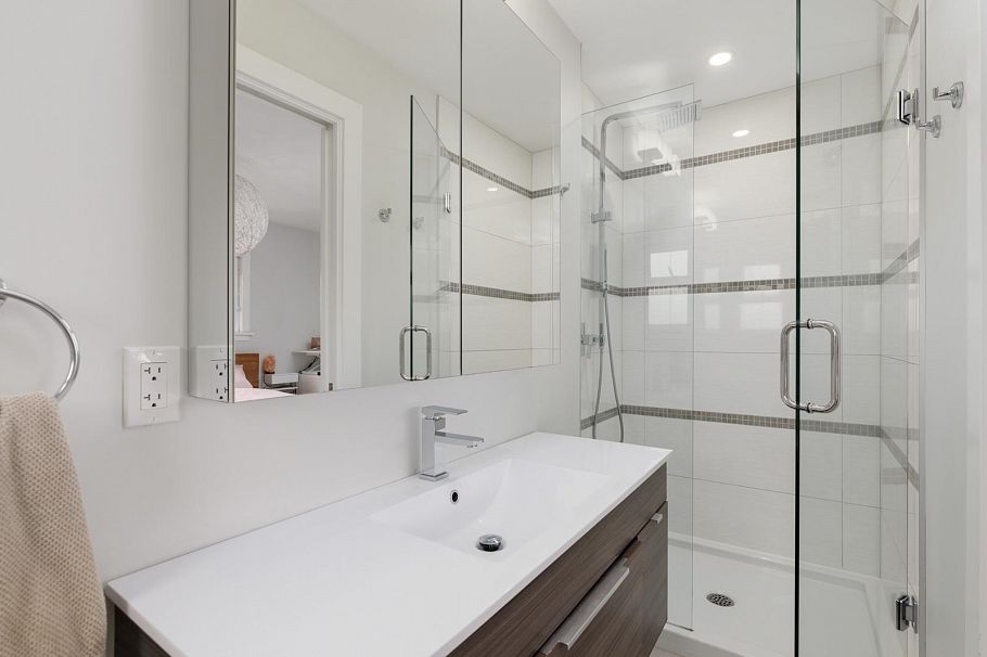 919 E 27TH AVENUE, Vancouver BC V5V 2L3 Vancouver, BC - 7