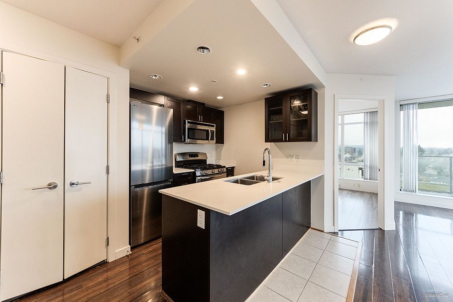 1307 4815 Eldorado Mews Vancouver, BC - 2