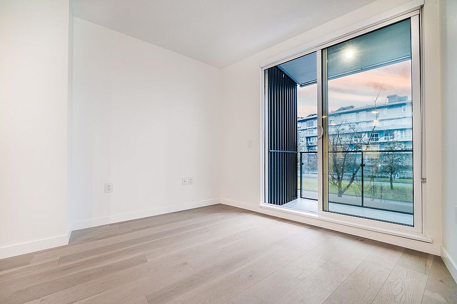 213 5212 Cambie Street Vancouver, BC - 6