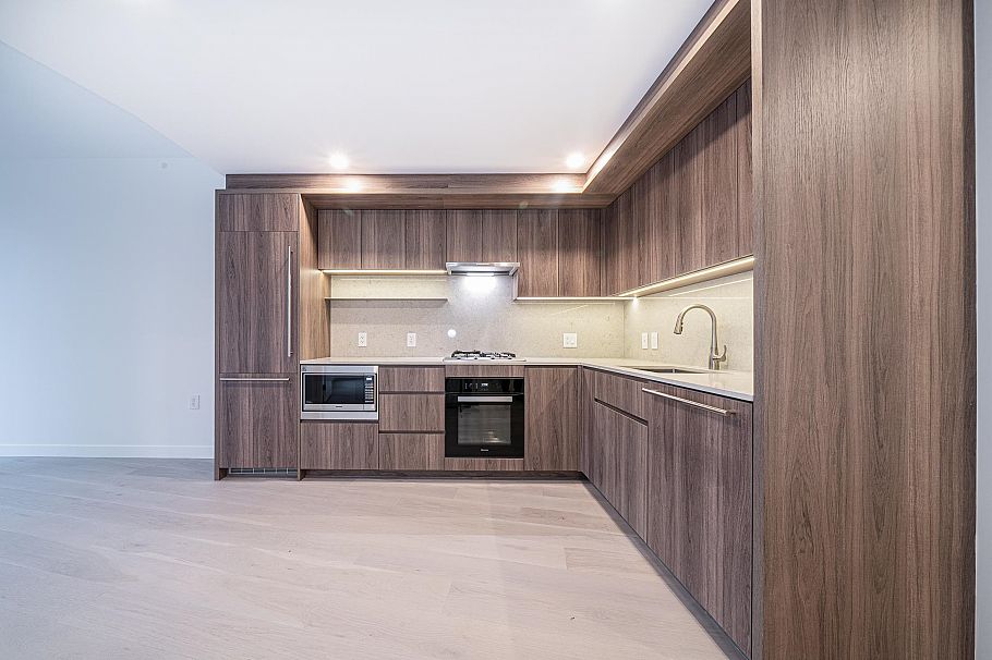 213 5212 Cambie Street Vancouver, BC - 9