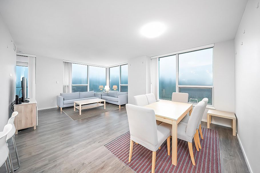 1206 5883 Barker Avenue Burnaby, BC - 2