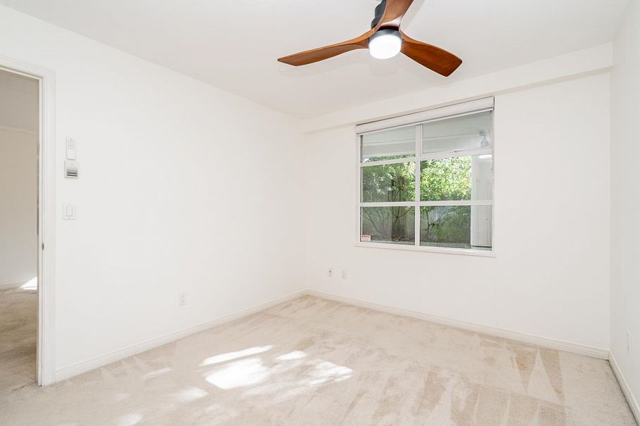 106 2575 W 4th Avenue Vancouver, BC - 17