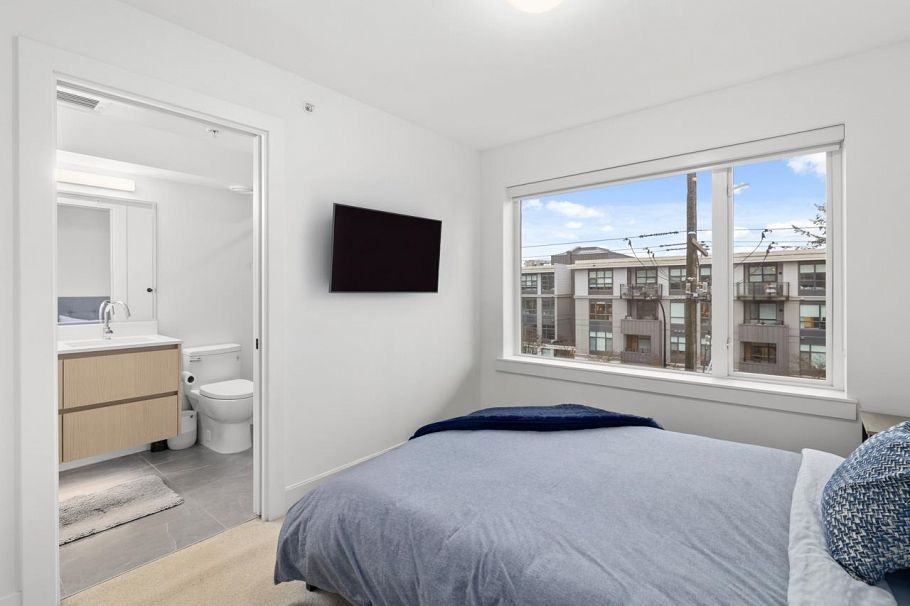 3 752 E 3rd Street North Vancouver, BC - 13