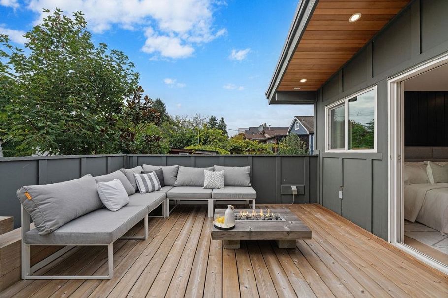 466 E 37th Avenue Vancouver, BC - 19