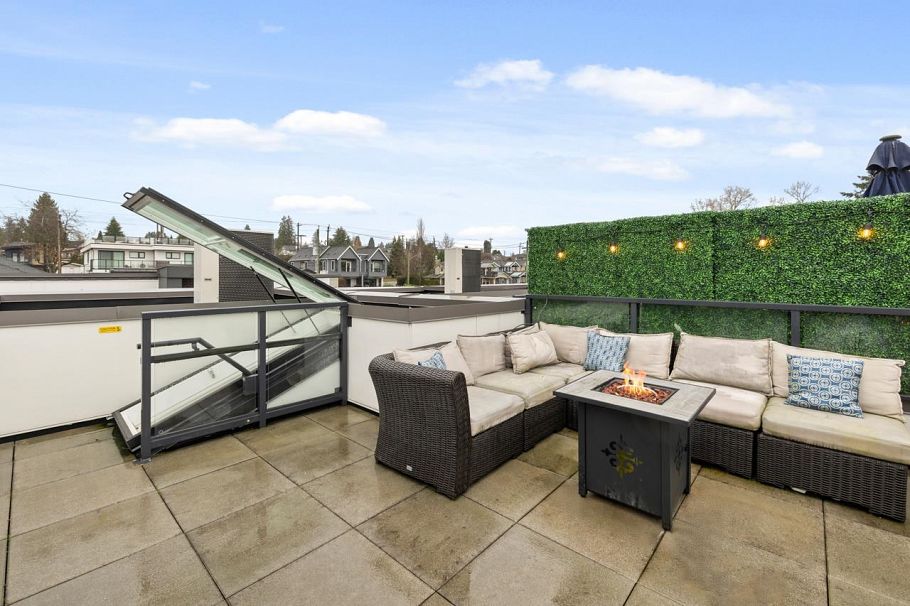 3 752 E 3rd Street North Vancouver, BC - 25