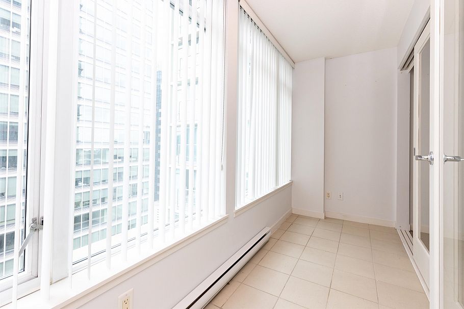 1203 610 Granville Street Vancouver, BC - 10