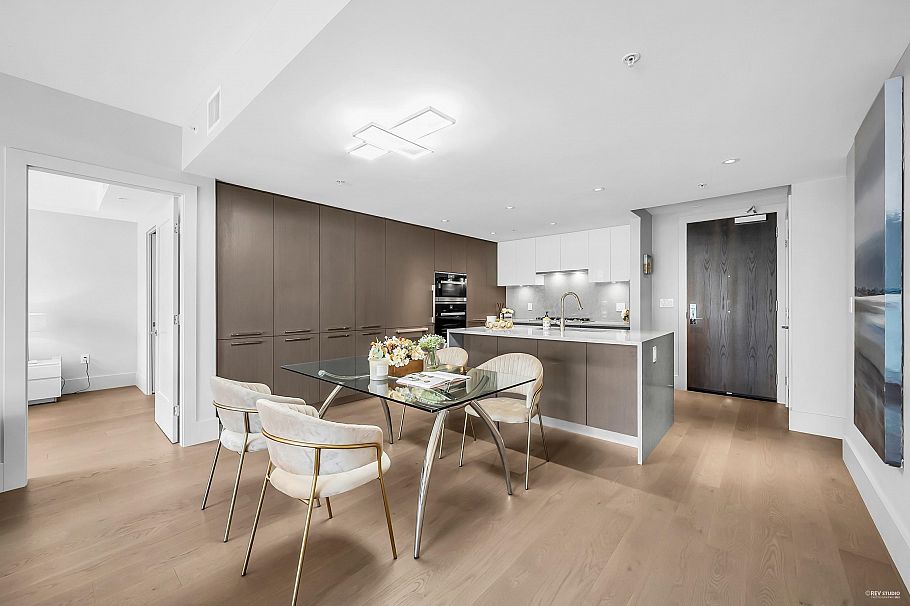 204 2089 W 43rd Avenue Vancouver, BC - 9