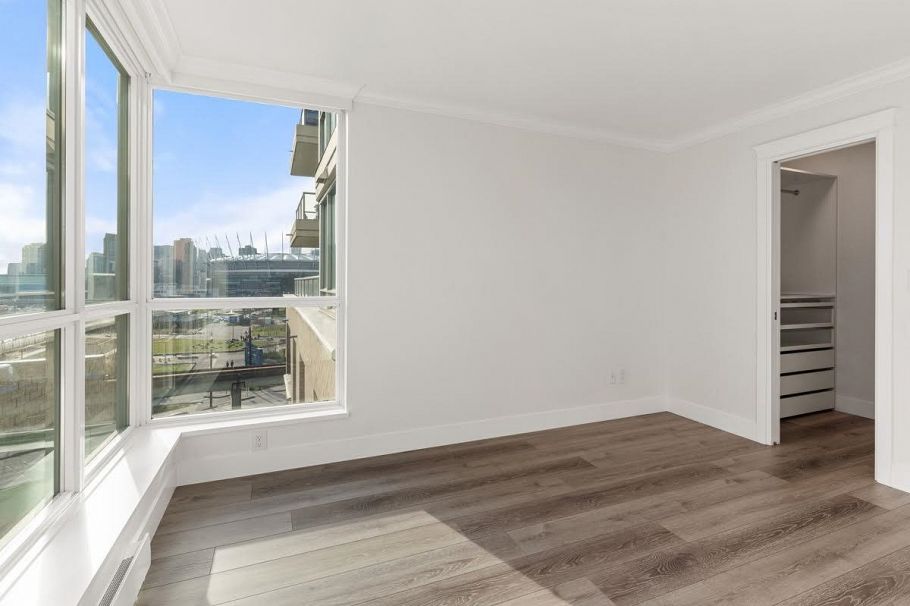 704 125 Milross Avenue Vancouver, BC - 17