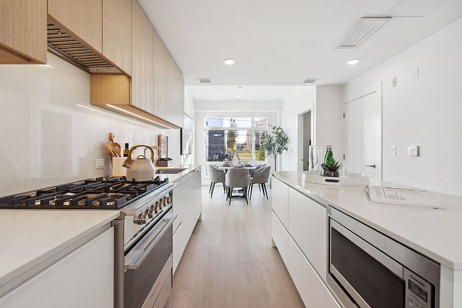 222 1010 W 47th Avenue Vancouver, BC - 7