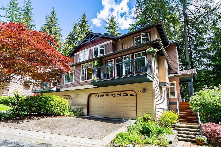 1174 Strathaven Drive North Vancouver, BC - 1