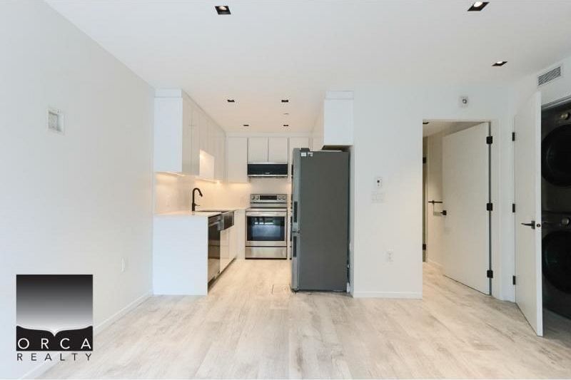 2912 TRINITY STREET, Vancouver BC V5K 1G2 Vancouver, BC - 5